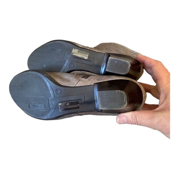 Clarks Gray Leather Limbo Dance Ankle Booties Limbo Dance Size 10 EUC Side Zip - Picture 4 of 8